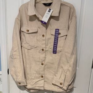 NWT Members Mark Women's Shacket Jacket in Light Beige. Size XXL.